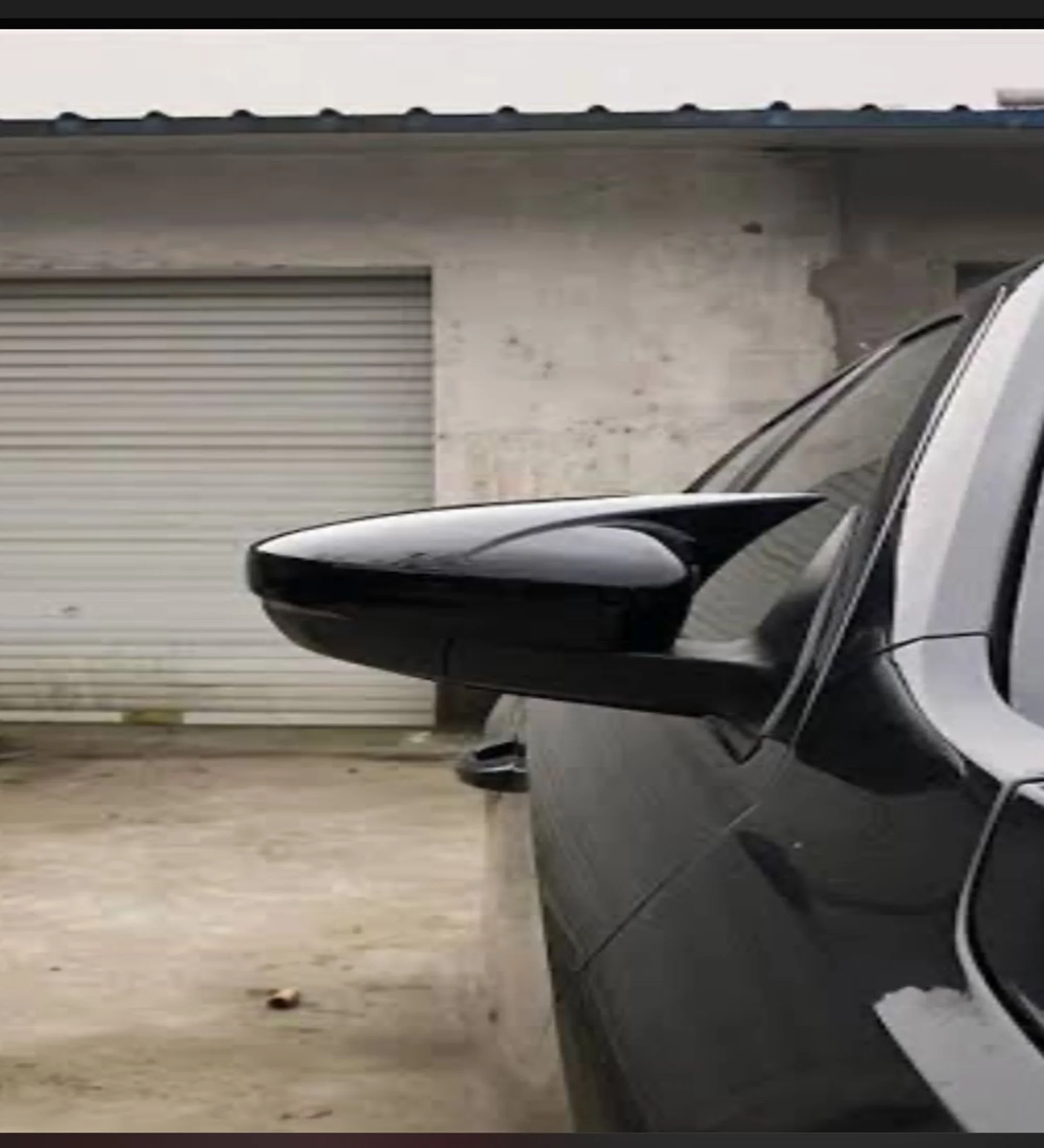 Carmart Mirror Covers wings type compatible for Verna 2023 24 model Black Glossy set of 2(Mirror not included). Fit for mirror with Indicator